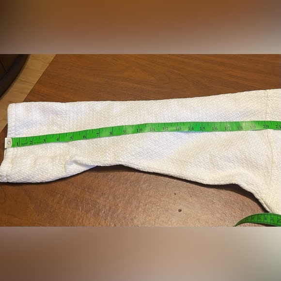 The Ritz-Carlton White plush Robe - Picture 7 of 11